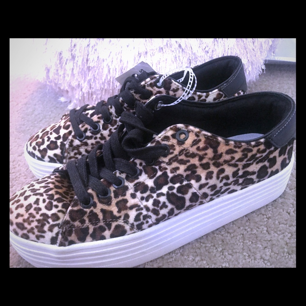 GUESS leopard platform sneakers